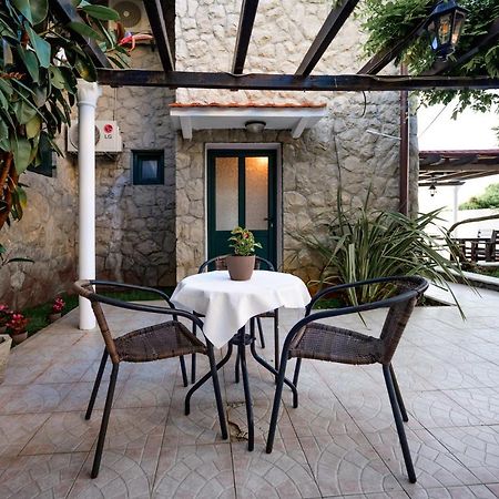 Apartments Ponta Krasici Tivat Dış mekan fotoğraf