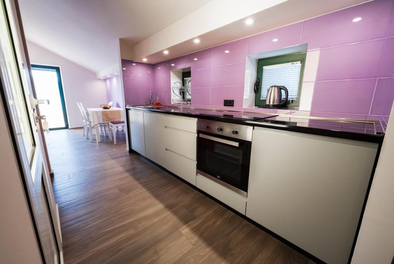 Apartments Ponta Krasici Tivat Dış mekan fotoğraf