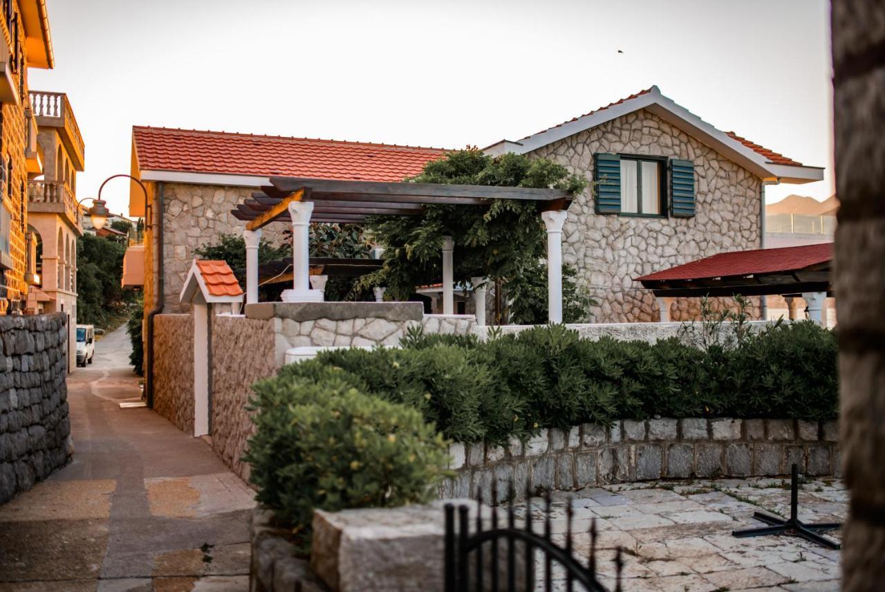 Apartments Ponta Krasici Tivat Dış mekan fotoğraf