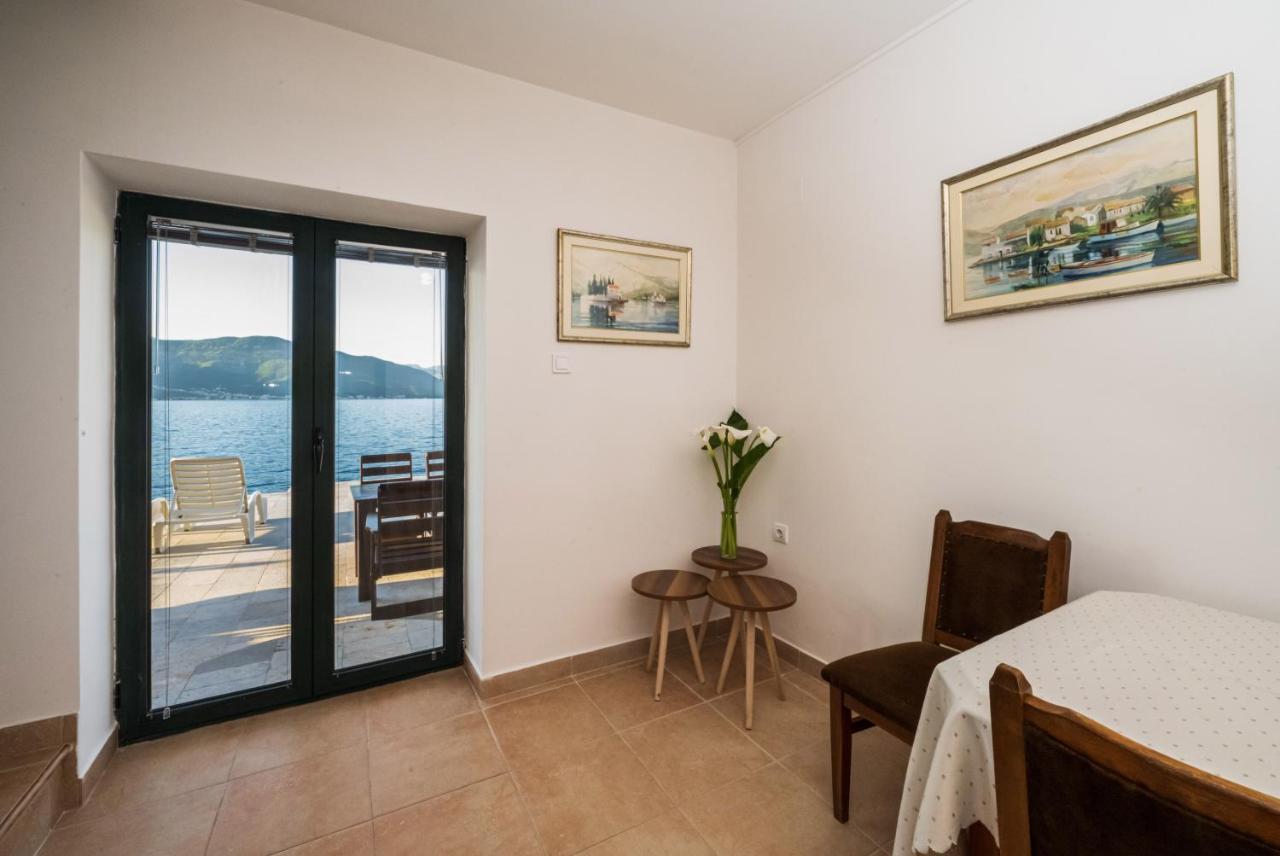 Apartments Ponta Krasici Tivat Dış mekan fotoğraf